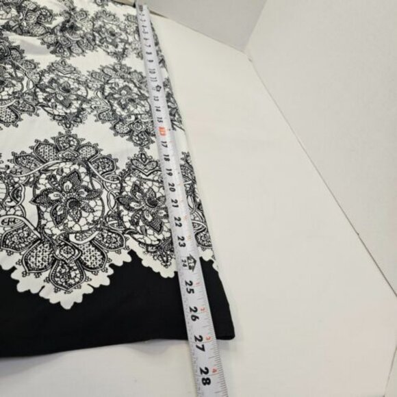 Chico's White Black Floral Printed Blouse Women Long Bell Sleeve Top Size 3 - Picture 11 of 11